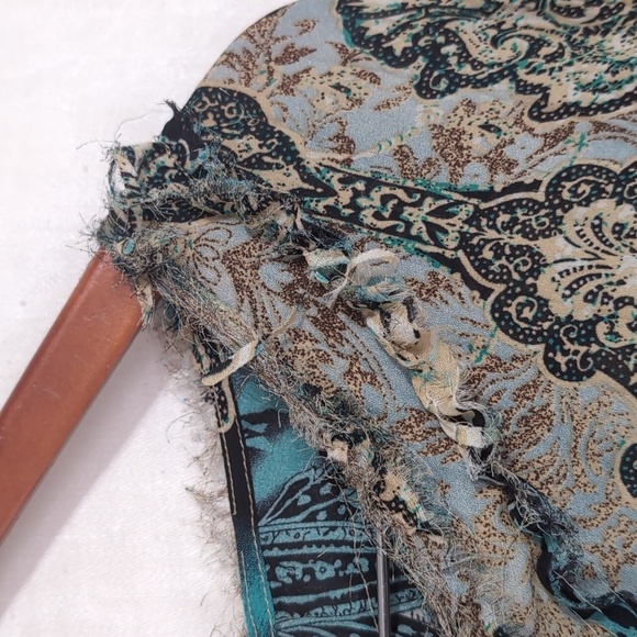 Dressbarn Blue Beige Animal Print Abstract Raw Hem Blouse Size 2x - Picture 4 of 6